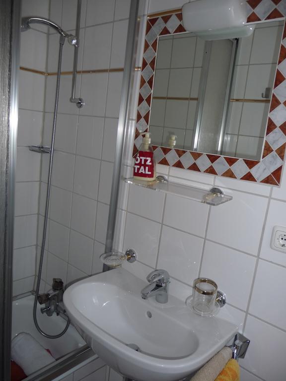 Gaestehaus Huben Huben  Zewnętrze zdjęcie