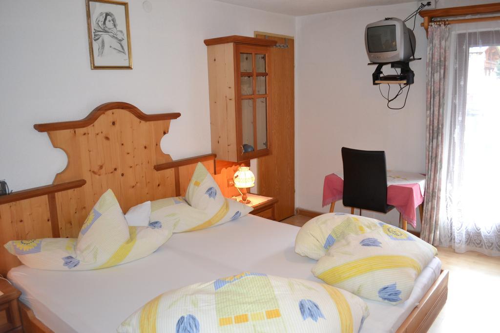 Gaestehaus Huben Huben  Zewnętrze zdjęcie